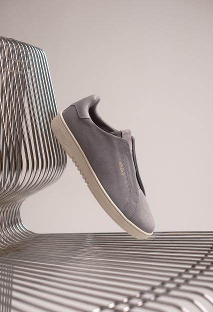 AXEL ARIGATO Dice Laceless Sneaker Dark Grey/White